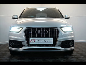 Audi Q3 thumbnail