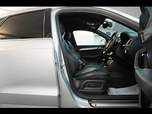 Audi Q3 thumbnail
