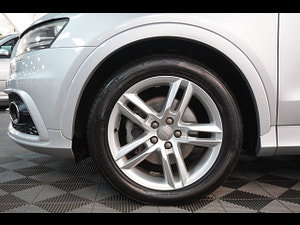Audi Q3 thumbnail