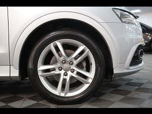 Audi Q3 thumbnail