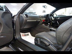 Audi TT thumbnail