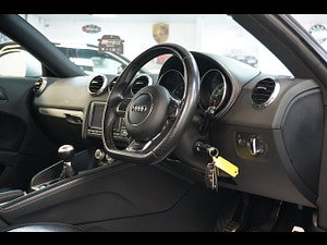 Audi TT RS thumbnail