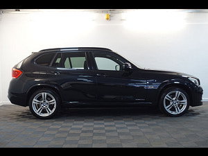 BMW X1 thumbnail