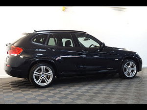 BMW X1 thumbnail