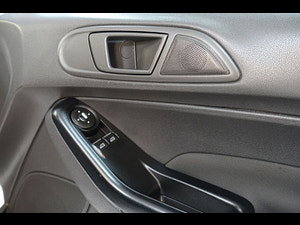 Ford Fiesta Van thumbnail