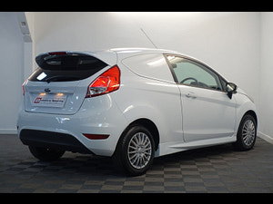 Ford Fiesta Van thumbnail