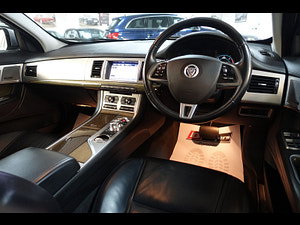 Jaguar XF thumbnail