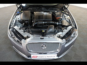 Jaguar XF thumbnail