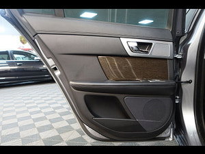 Jaguar XF thumbnail