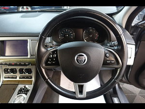 Jaguar XF thumbnail