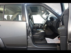 Land Rover Discovery 4 thumbnail