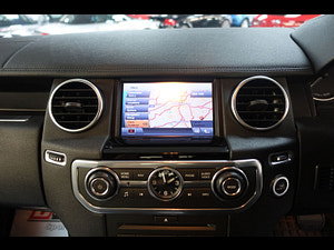 Land Rover Discovery 4 thumbnail