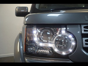 Land Rover Discovery 4 thumbnail