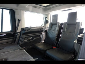 Land Rover Discovery 4 thumbnail