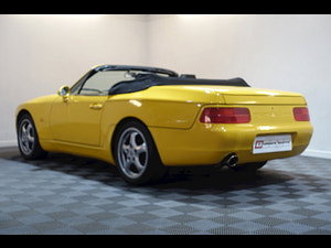 Porsche 968 thumbnail