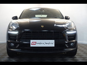 Porsche Macan thumbnail