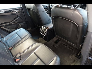 Porsche Macan thumbnail