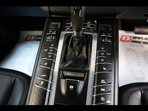 Porsche Macan thumbnail