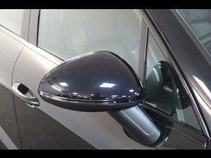 Porsche Macan thumbnail