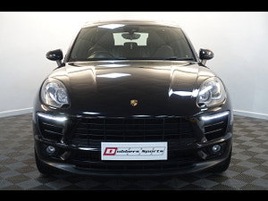 Porsche Macan thumbnail