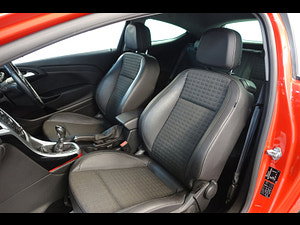 Vauxhall Astra GTC thumbnail