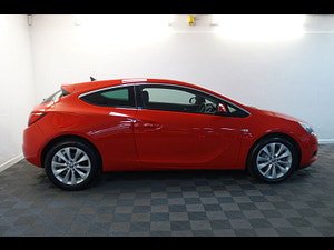 Vauxhall Astra GTC thumbnail