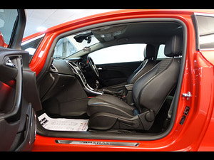 Vauxhall Astra GTC thumbnail