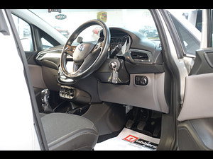 Vauxhall Corsa thumbnail