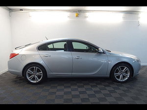 Vauxhall Insignia thumbnail