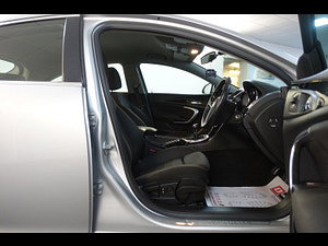 Vauxhall Insignia thumbnail