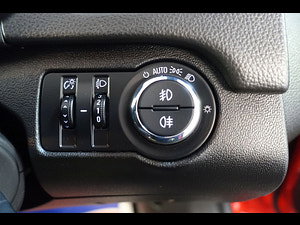 Vauxhall Insignia thumbnail