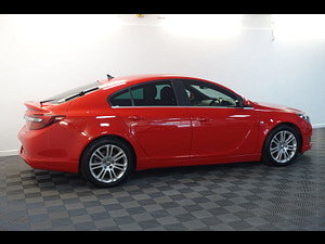 Vauxhall Insignia thumbnail