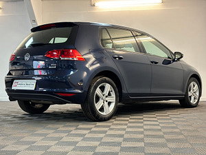 Volkswagen Golf thumbnail