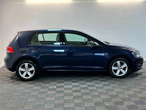 Volkswagen Golf thumbnail