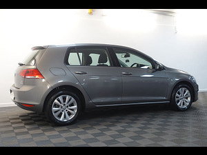 Volkswagen Golf thumbnail