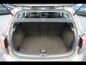 Volkswagen Golf thumbnail