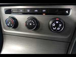 Volkswagen Golf thumbnail