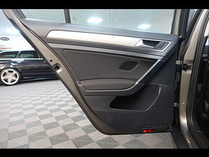 Volkswagen Golf thumbnail