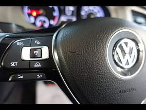 Volkswagen Golf thumbnail