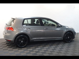Volkswagen Golf thumbnail