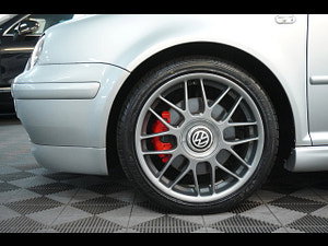 Volkswagen Golf thumbnail