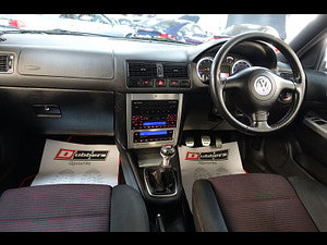 Volkswagen Golf thumbnail