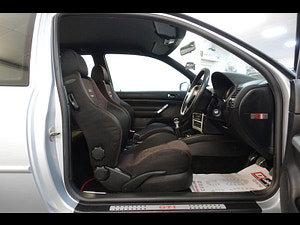 Volkswagen Golf thumbnail