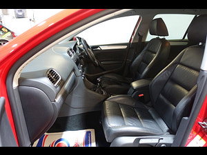 Volkswagen Golf thumbnail