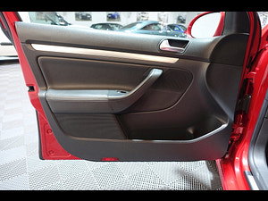 Volkswagen Golf thumbnail