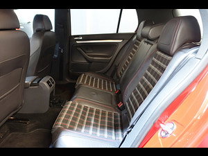 Volkswagen Golf thumbnail
