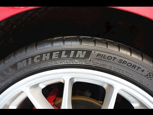 Volkswagen Golf thumbnail