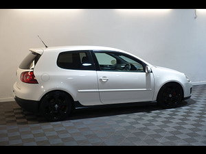 Volkswagen Golf thumbnail