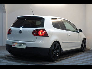 Volkswagen Golf thumbnail