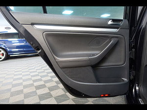 Volkswagen Golf thumbnail